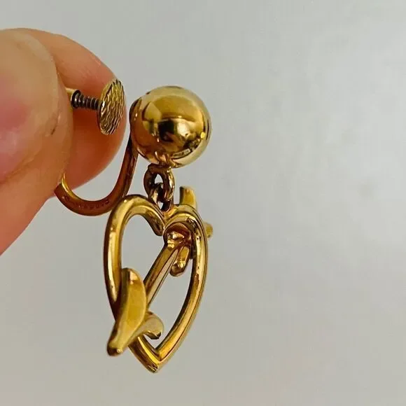 Vintage Gold Plate Heart Shaped Screw Back Earrings - Picture 4 of 5